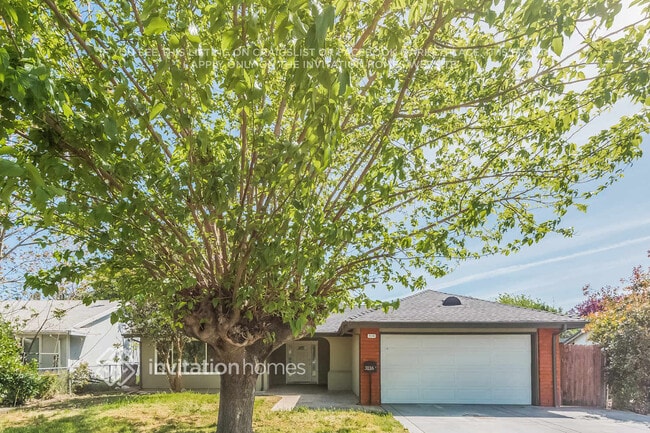Building Photo - 3116 Bridgeford Dr