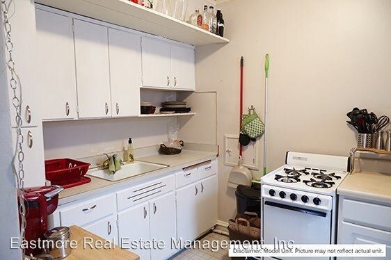 Foto del edificio - 4272 N Wilson Dr