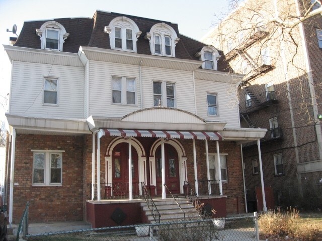 Primary Photo - 464 Jefferson Ave
