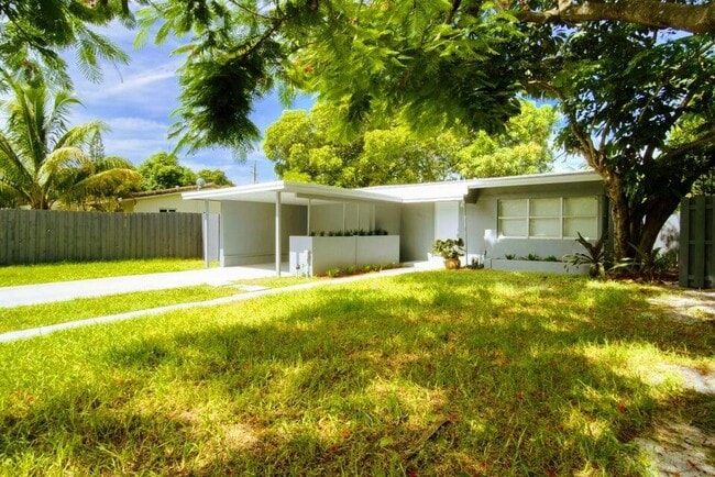 Building Photo - 1117 NW 7th Terrace