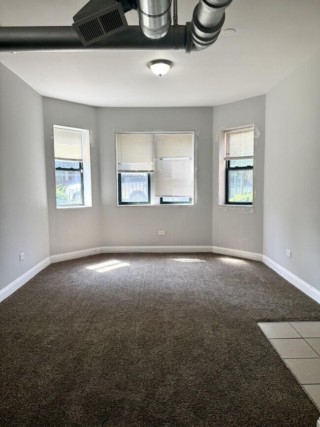 Foto del edificio - 6903 S Paxton Ave