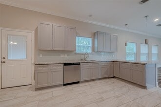 Building Photo - 6022 Fite Rd