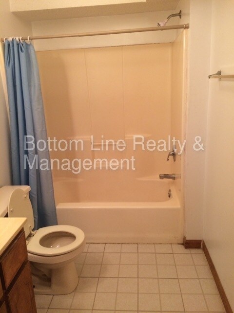 Building Photo - 1119 Morningside Park Dr