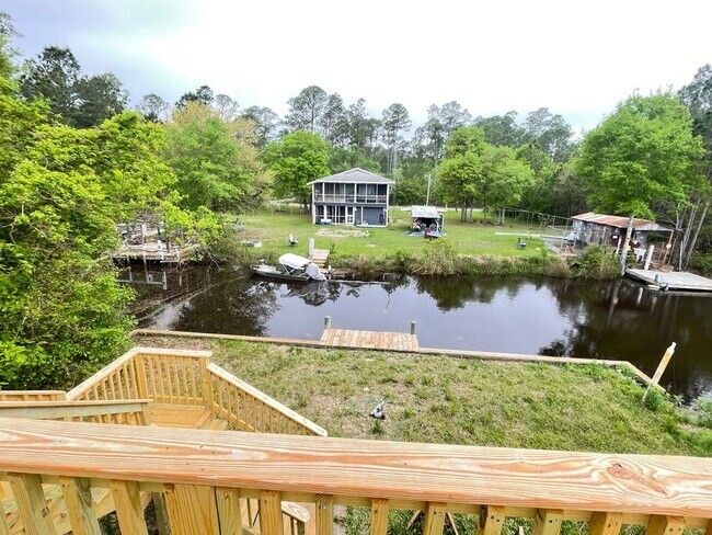 Foto del edificio - Cute 1 bed 1 bath home in Bay St Louis! Great location and nice yard!