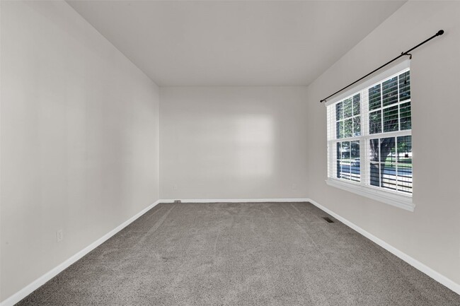 Building Photo - 51 Fountainview Dr