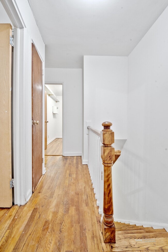 Building Photo - 3828A Barnes Ave