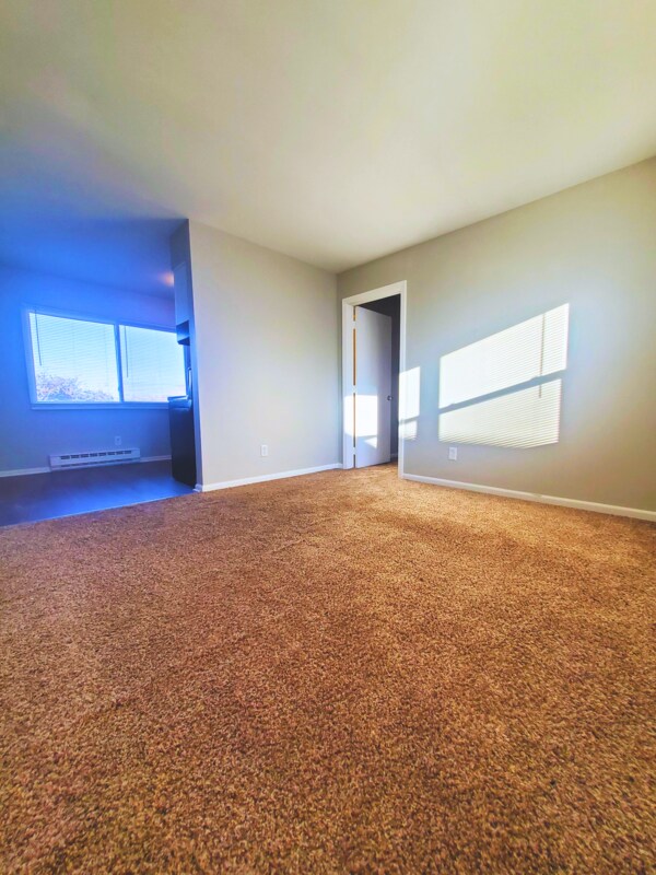 2642 E Ocean View Ave, Norfolk, VA 23518 Condo for Rent in Norfolk