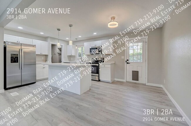 Building Photo - 3-Bedroom Ranch Home