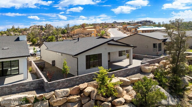 Building Photo - 1328 Rockwood Dr