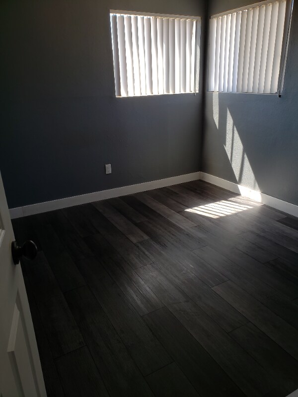 Foto del edificio - 16524 Chestnut St