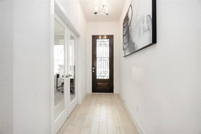 Foto del edificio - 9822 Starry Night Ln