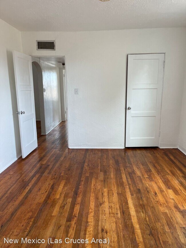 Building Photo - 2 br, 2 bath House - 1305 Lyles Rd.