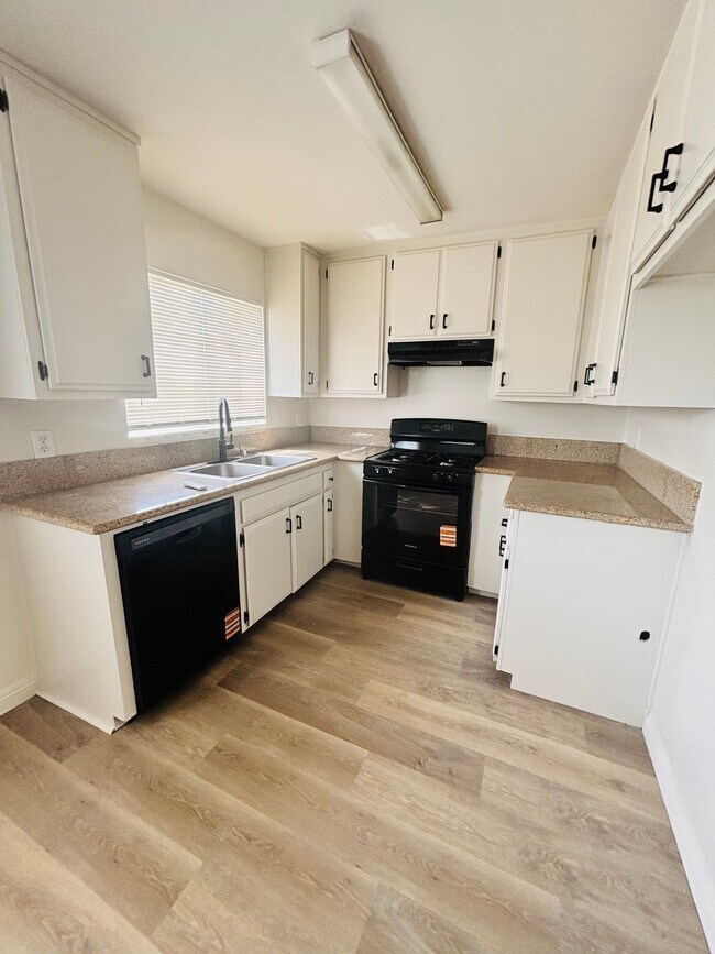 Foto del edificio - 7502 9th St