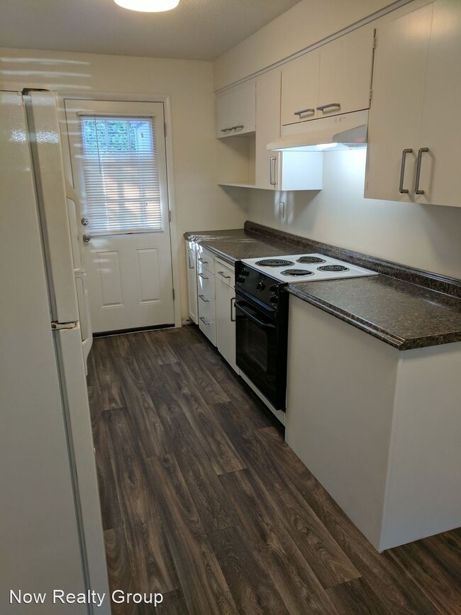 Foto del edificio - 7375-7405 SW Scholls Ferry Rd