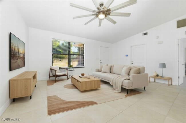 Building Photo - 18554 Zinnia Rd