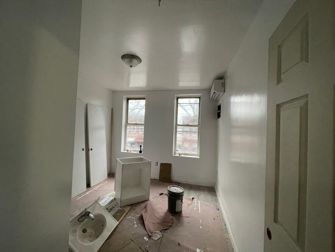 Building Photo - 1654 64th St