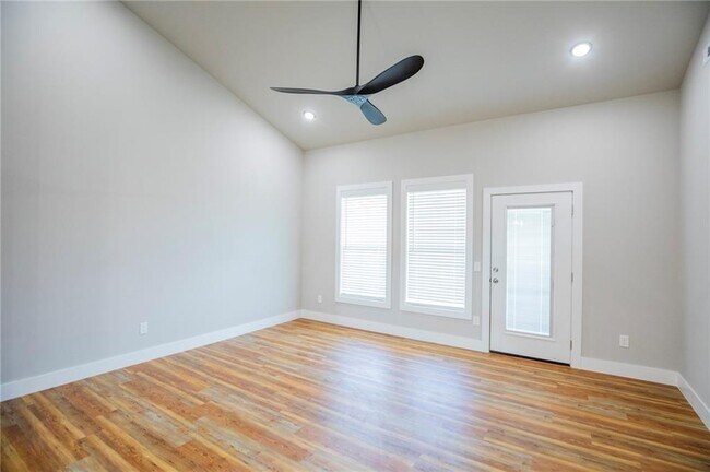 Building Photo - 1041 Seaborn Way