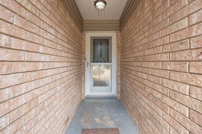 Foto del edificio - 501 Calhoun Dr