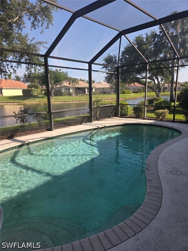 Foto del edificio - 6719 Crowned Eagle Ln