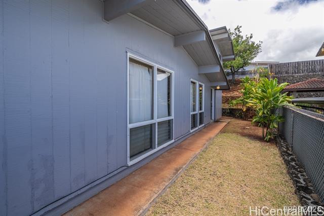 Building Photo - 1341 Komo Mai Dr