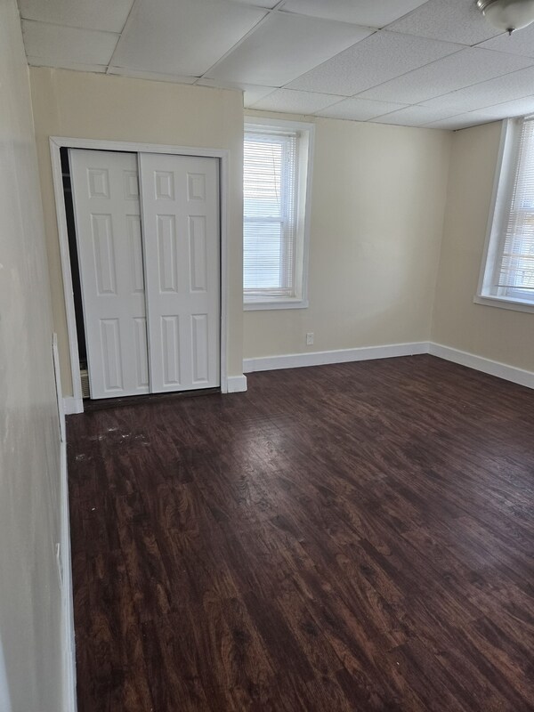 Foto del edificio - 432 N 64th St