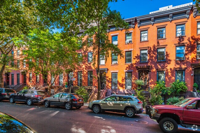 Building Photo - 112 Fort Greene Place