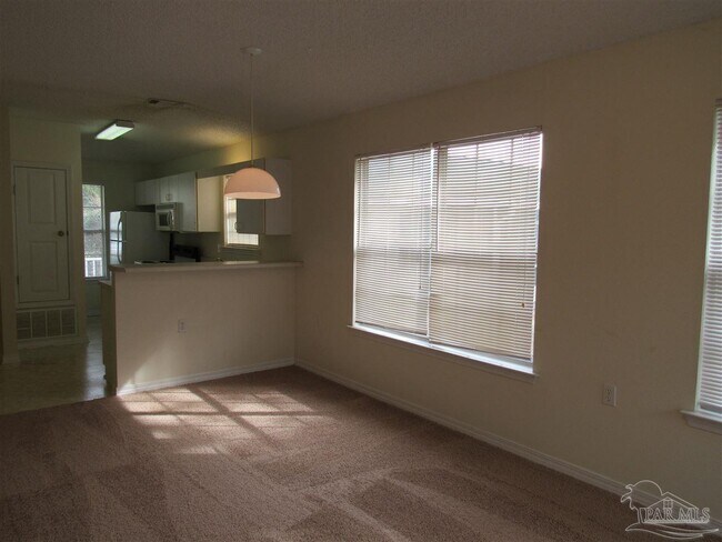 Building Photo - 8527 Nantucket Pl