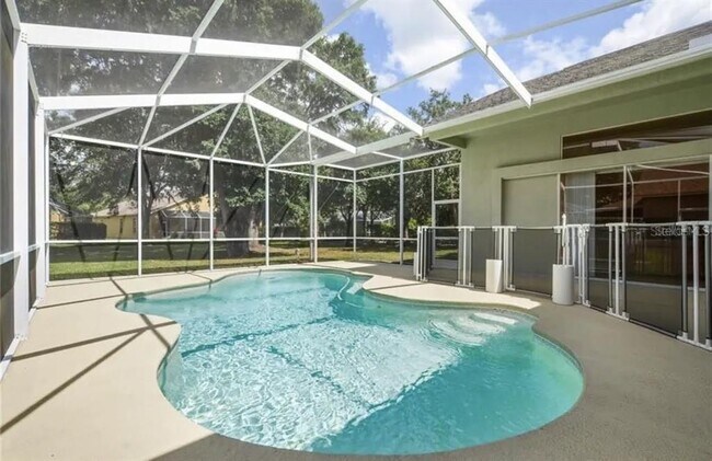 Foto del edificio - 8357 Golden Prairie Dr
