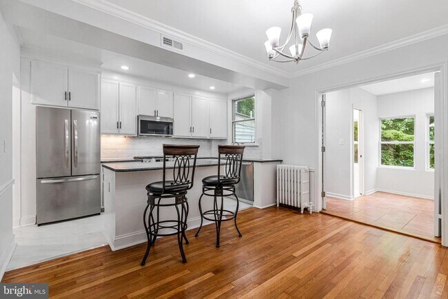 Building Photo - 4414 Volta Pl NW