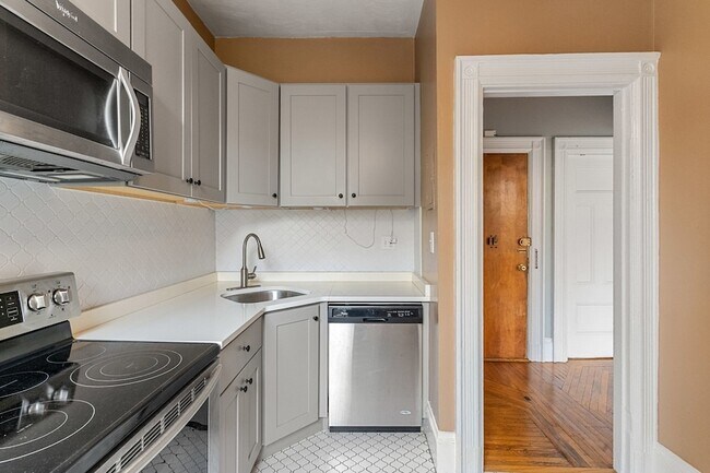Photo - 259 Beacon Street Unit 32 Apartment