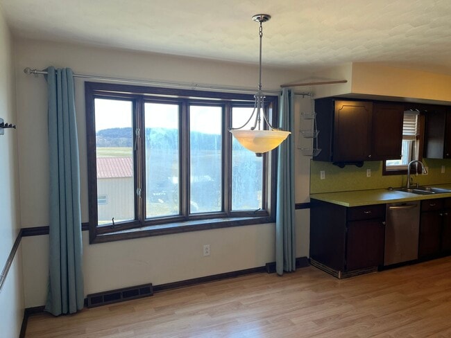 Building Photo - 1162 Bucktail Ln.