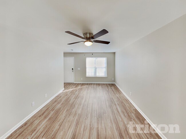 Foto del edificio - 3617 Sherbourne Ln