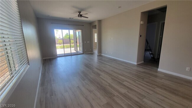 Foto del edificio - 4172 Peaceful Meadow St