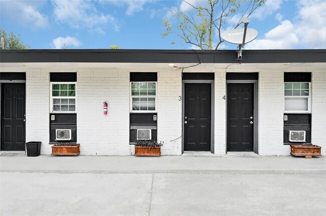 Building Photo - 3714 Dabney St