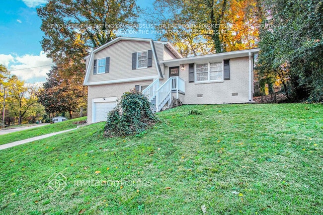 Building Photo - 1658 Pine Glen Cir