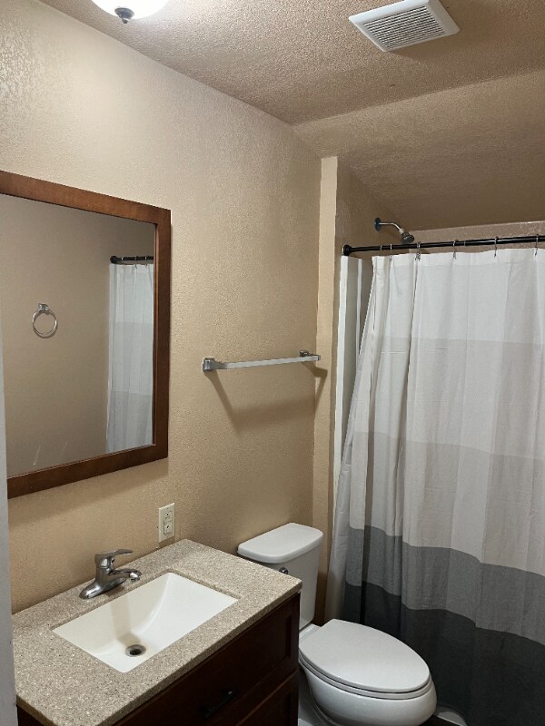 Foto del edificio - 8785 Davis Blvd