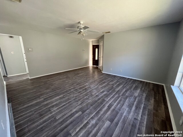 Foto del edificio - 6927 Sundew Creek