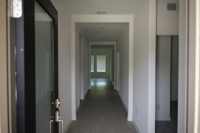 Photo - 1916 Monchino Pl House