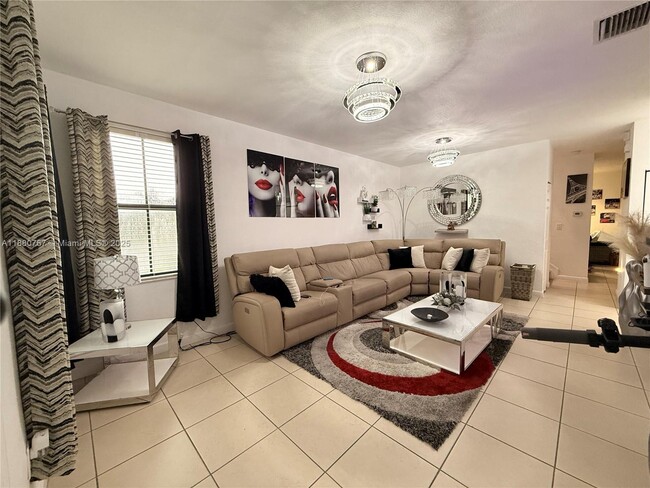 Building Photo - 23988 SW 114th Ct