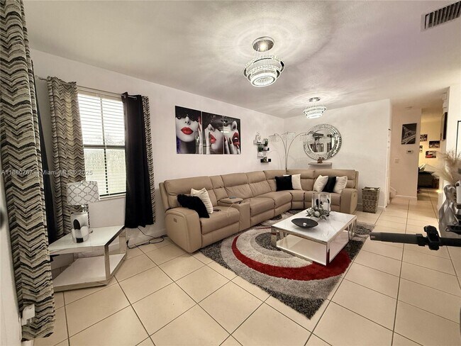 Foto del edificio - 23988 SW 114th Ct
