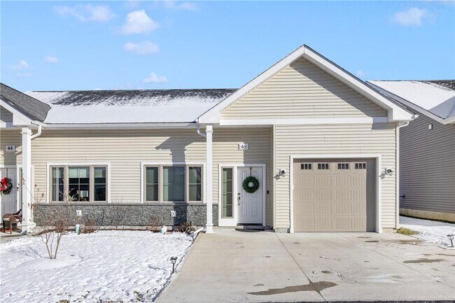 Foto del edificio - 46 W Valley Cir