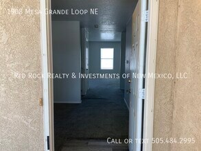 Building Photo - 1908 Mesa Grande Loop NE