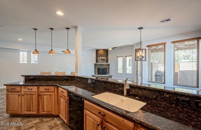 Building Photo - 6145 E Cave Creek Rd