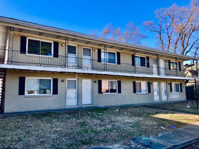 Primary Photo - 605 W Michigan St