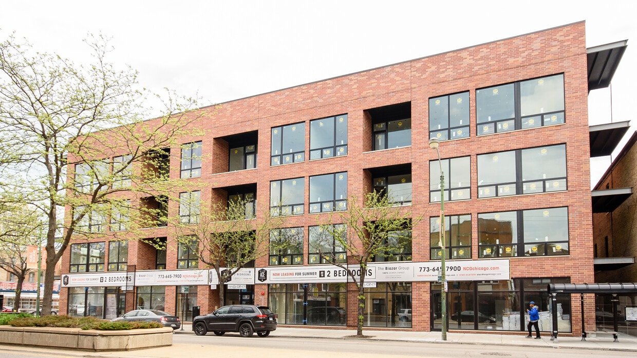 Primary Photo - 1023 N Ashland Ave