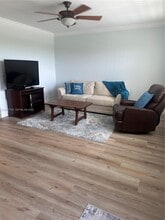 Building Photo - 4027 Swansea Crescent