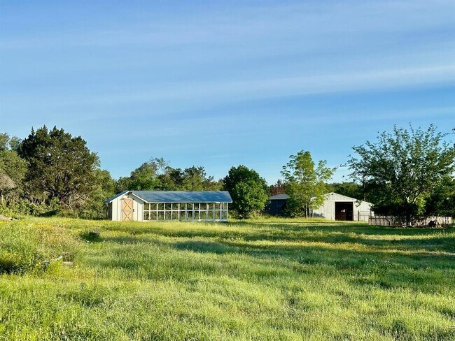 Building Photo - 9800 Ranch to Market Rd 150