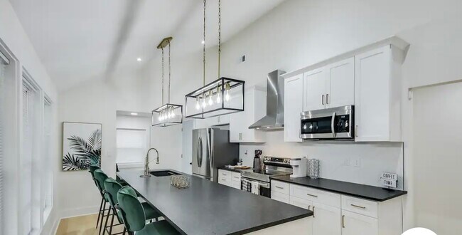 Foto del edificio - 2037 Conrad Ave SE