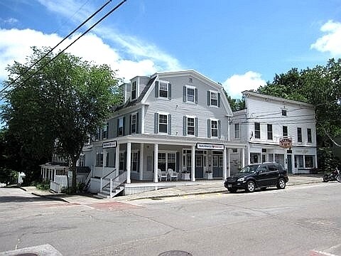 Primary Photo - 92 Main St