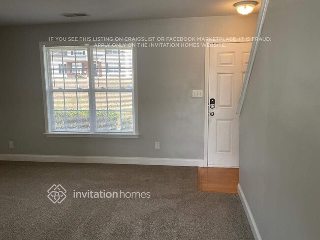 Foto del edificio - 407 Mooseberry Ln